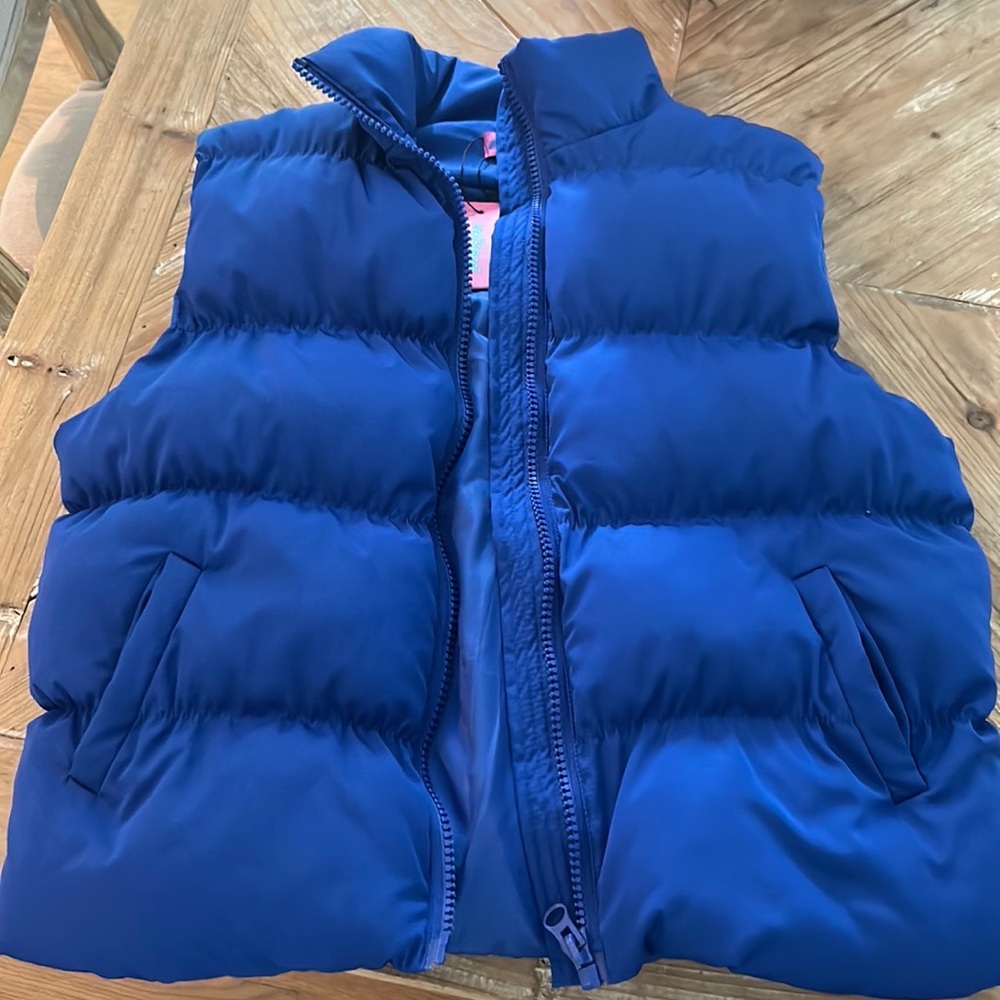 Edikted vest never worn size small BRAND NEW!